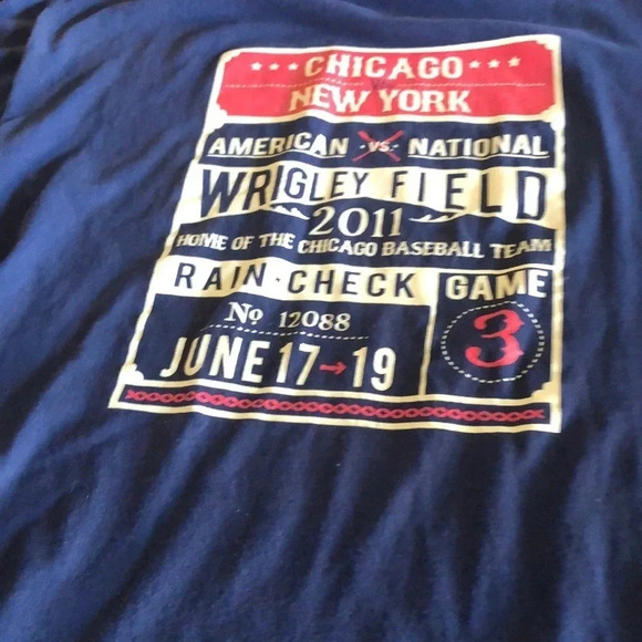 Chicago Cubs vs New York Yankees Interleague Tee Shirt - Picture 2 of 5